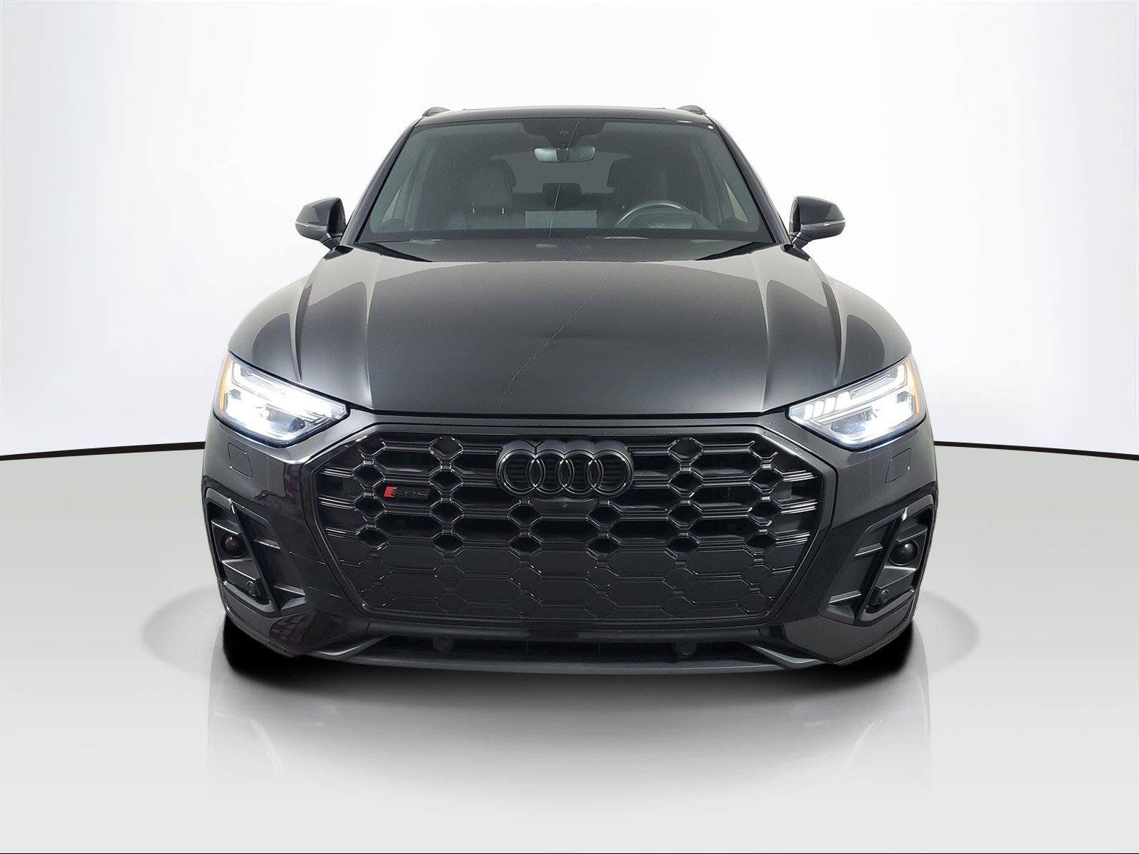 Used 2023 Audi SQ5 Prestige AWD/4WD image 2