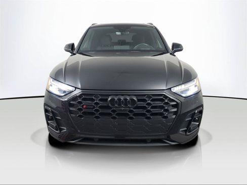 Used 2023 Audi SQ5 Prestige AWD/4WD image 2