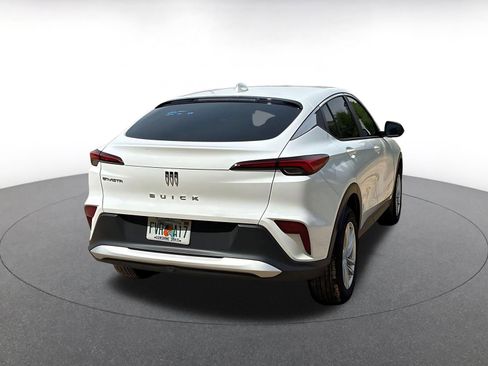 Used 2025 Buick Envista Preferred image 16