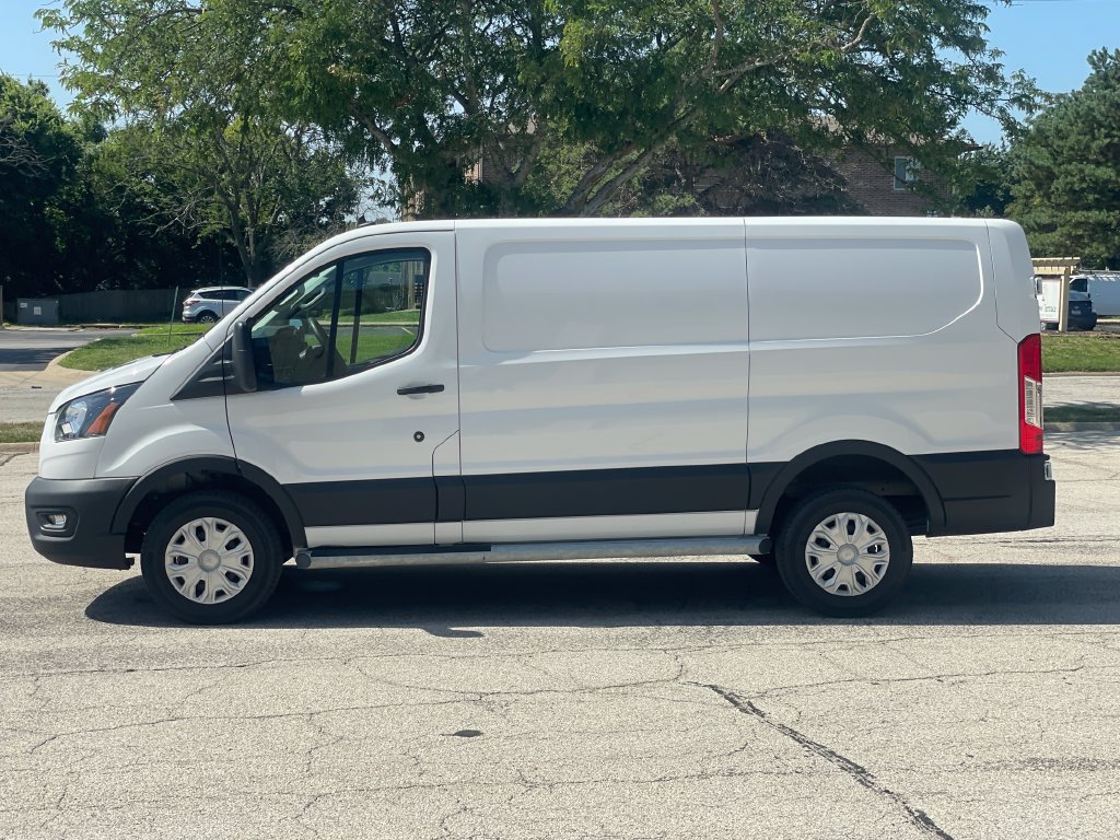 Used 2025 Ford Transit 250 Low Roof w/ Exterior Upgrade Package RWD image 2