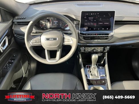 New 2026 Jeep Compass Latitude AWD/4WD image 11