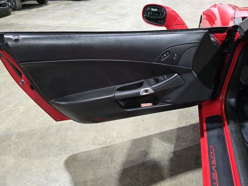 Used 2007 Chevrolet Corvette Convertible w/ Preferred Equipment Group image 26