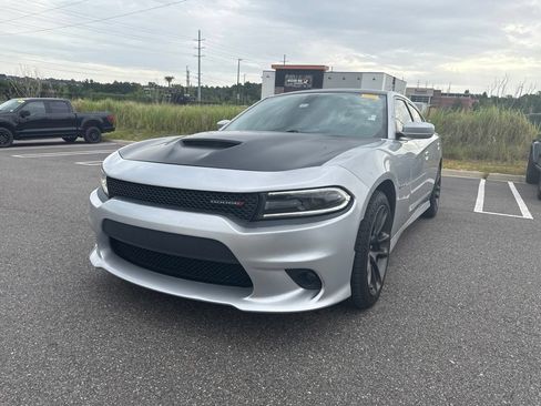 Used 2020 Dodge Charger R/T RWD image 5