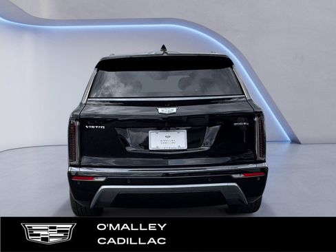 New 2026 Cadillac Vistiq Luxury w/ LPO, Floor Liner Package AWD/4WD image 4