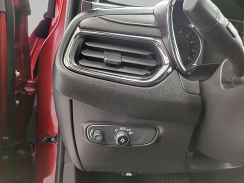 Certified 2024 Chevrolet Equinox RS image 10