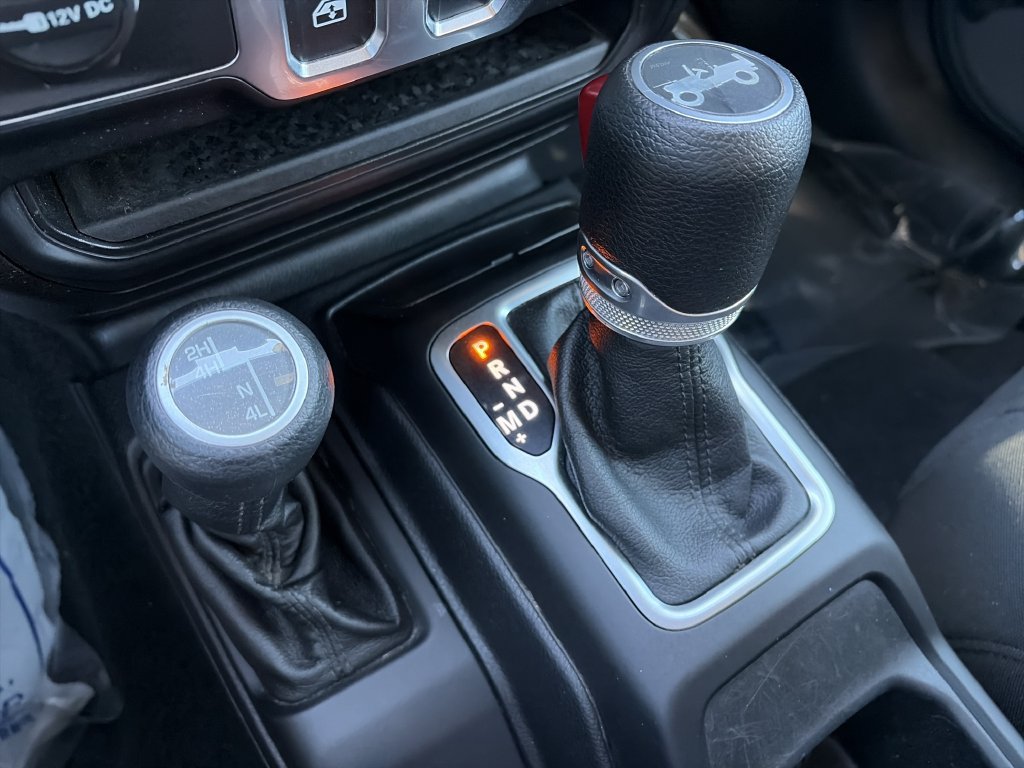 Used 2020 Jeep Wrangler Sport AWD/4WD image 24
