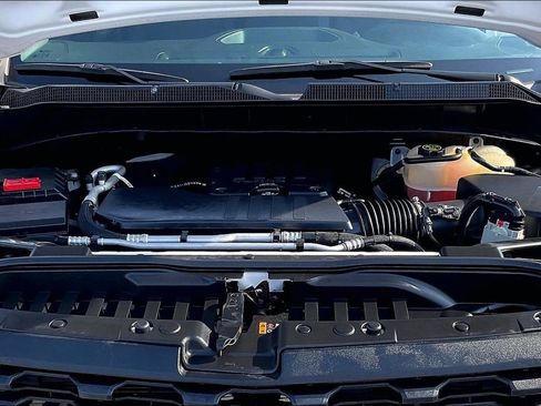 Used 2022 Chevrolet Silverado 1500 Custom image 13