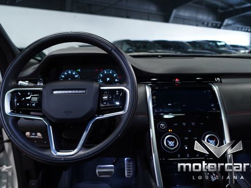 Used 2022 Land Rover Discovery Sport SE R-Dynamic image 32