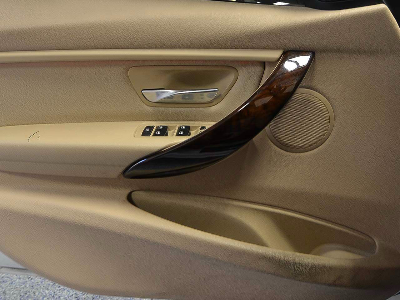 Used 2015 BMW 328i Sedan RWD image 7
