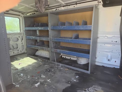 Used 2012 Ford E-150 and Econoline 150 RWD image 12