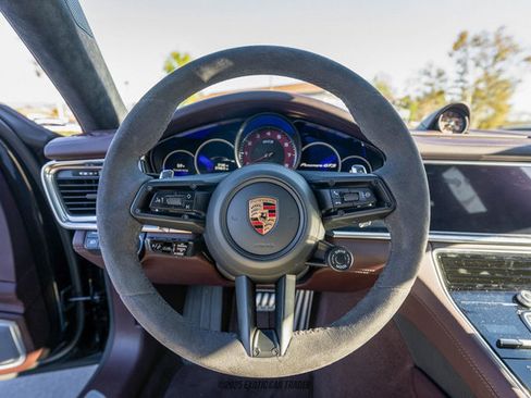 Used 2023 Porsche Panamera GTS image 26