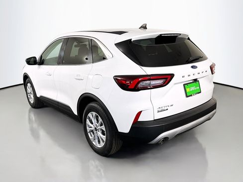 Used 2023 Ford Escape Active image 7