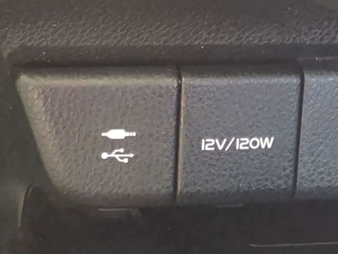 Used 2018 Toyota Camry XLE w/ Audio Package FWD image 30