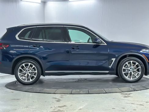 New 2026 BMW X5 xDrive40i AWD/4WD image 8