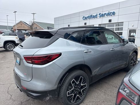 Used 2024 Chevrolet Blazer RS w/ Driver Confidence II Package image 7