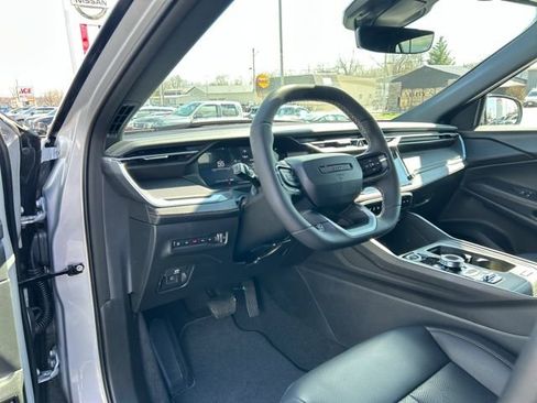 New 2026 Jeep Cherokee Overland image 39