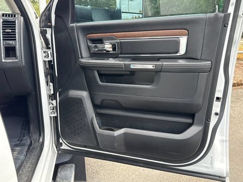 Used 2016 RAM 5500 Laramie AWD/4WD image 21