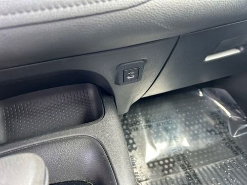 Used 2024 Toyota Corolla SE image 25