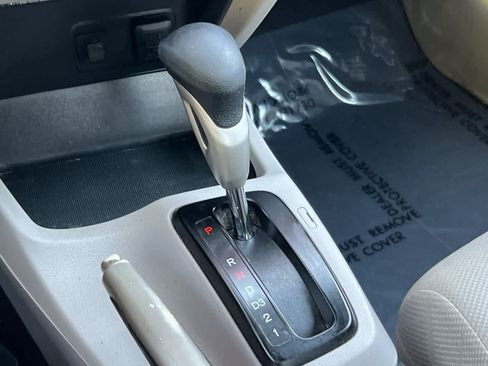 Used 2012 Honda Civic LX image 21