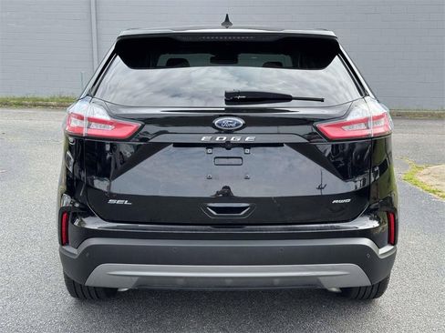 Used 2024 Ford Edge SEL image 21