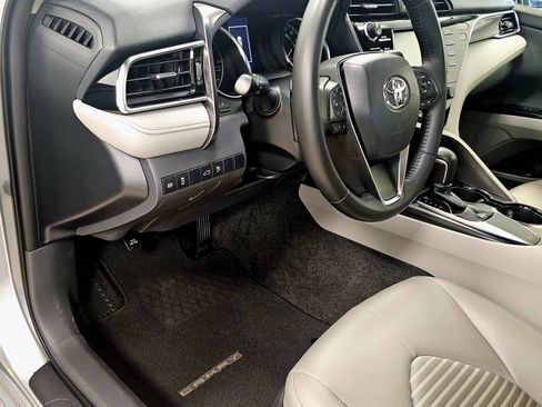 Used 2018 Toyota Camry SE image 31