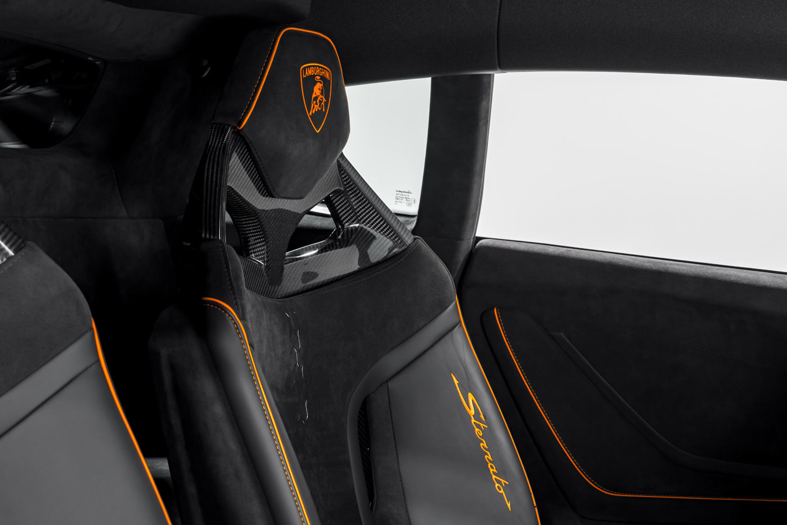Used 2023 Lamborghini Huracan Sterrato AWD/4WD image 35