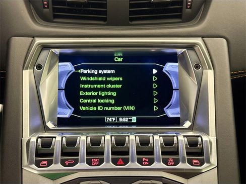 Used 2016 Lamborghini Aventador LP 700-4 image 15