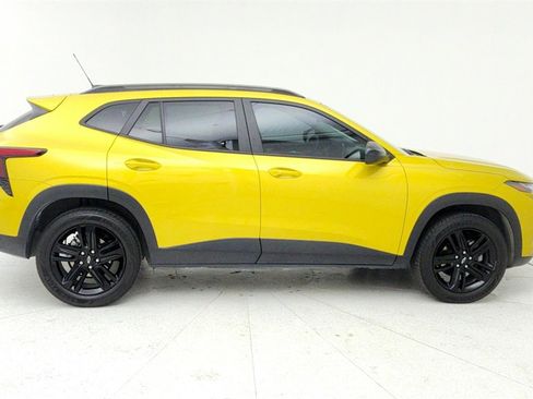 Used 2024 Chevrolet Trax ACTIV w/ Driver Confidence Package image 7