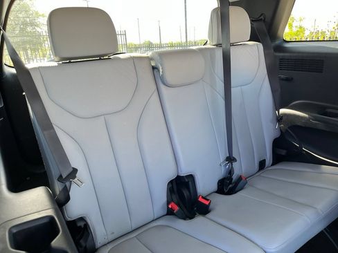 Used 2025 Hyundai Palisade SEL FWD image 25