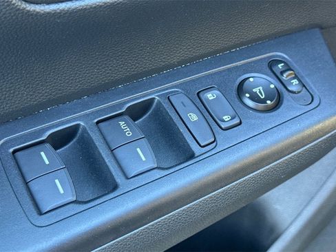 Certified 2024 Honda CR-V LX image 12