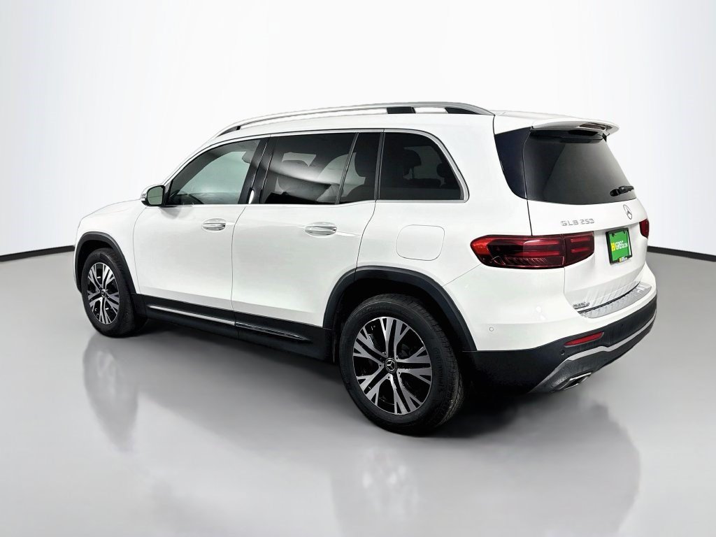 Used 2024 Mercedes-Benz GLB 250 image 7
