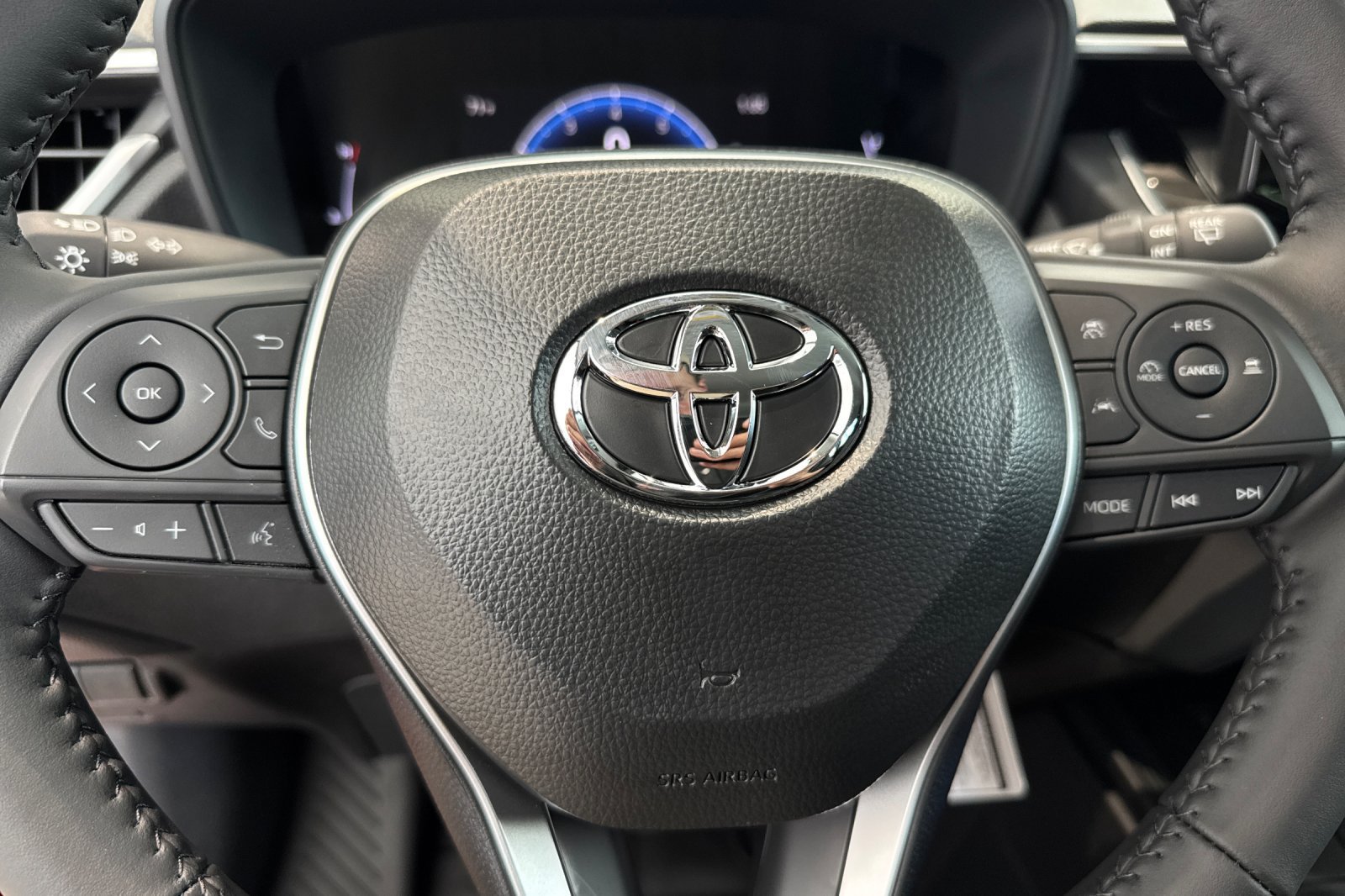 New 2026 Toyota Corolla Cross LE FWD image 27