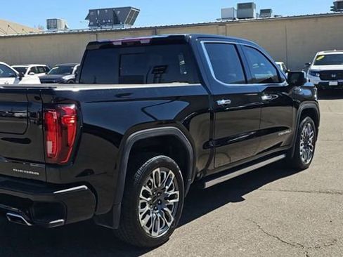 Used 2024 GMC Sierra 1500 Denali Ultimate AWD/4WD image 8