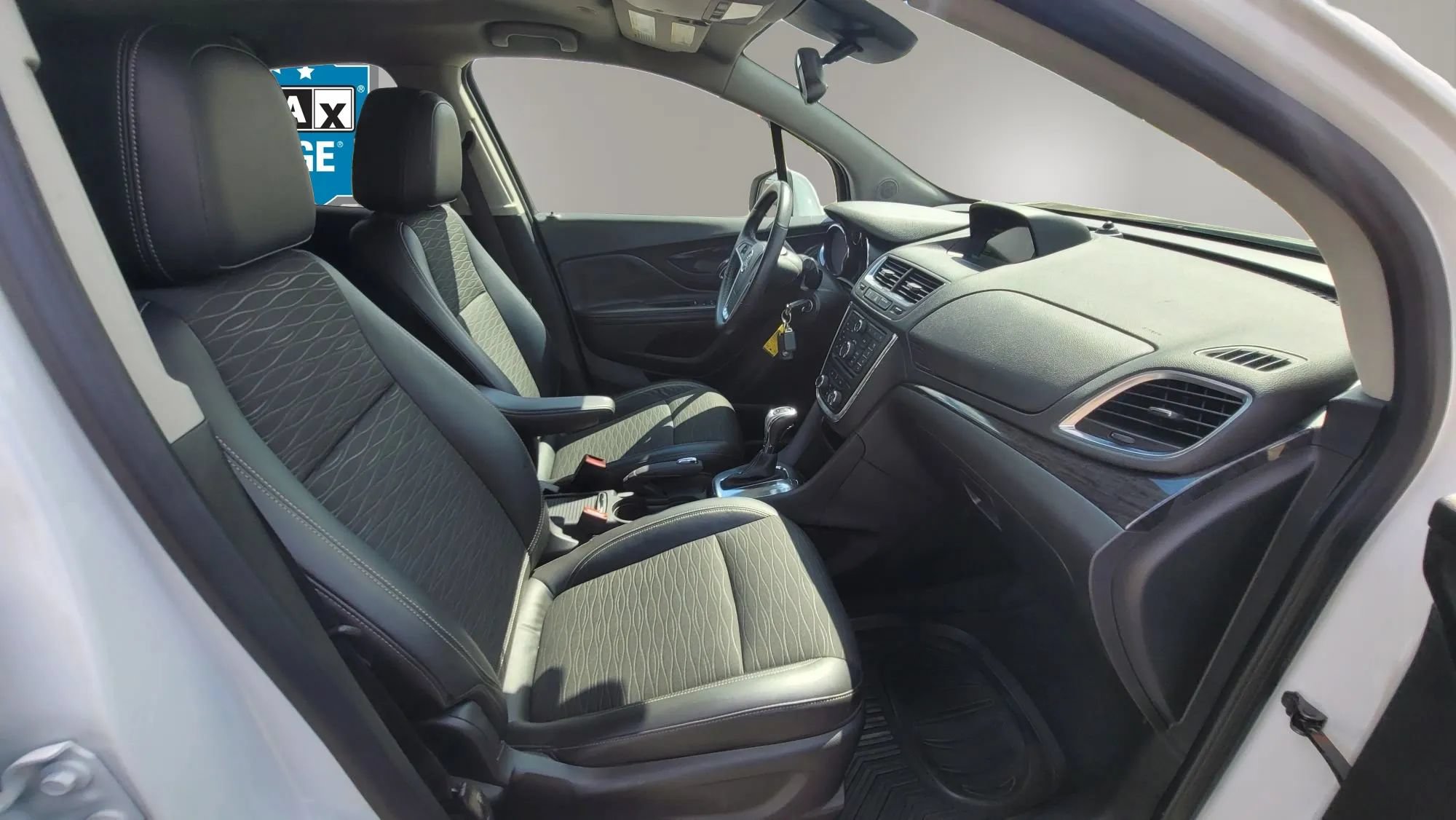 Used 2015 Buick Encore AWD image 17
