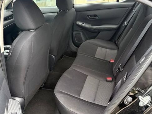 Used 2025 Nissan Sentra SV FWD image 24
