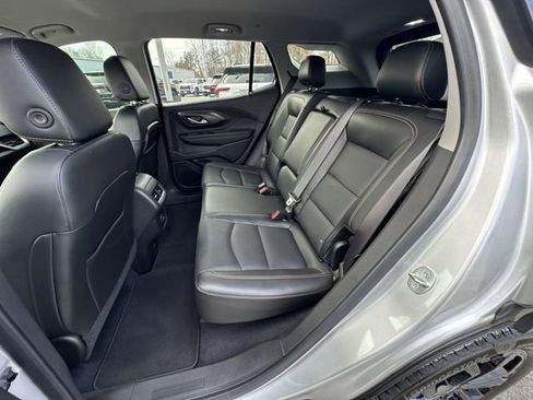 Used 2021 GMC Terrain SLT w/ Elevation Edition image 23