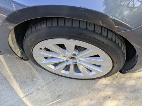 Used 2021 Tesla Model 3 Standard Range Plus image 5