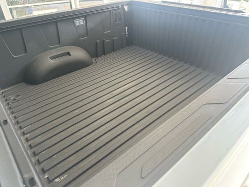 Used 2024 Toyota Tundra Platinum AWD/4WD image 16