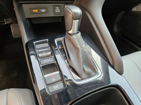 Certified 2024 Acura Integra image 29