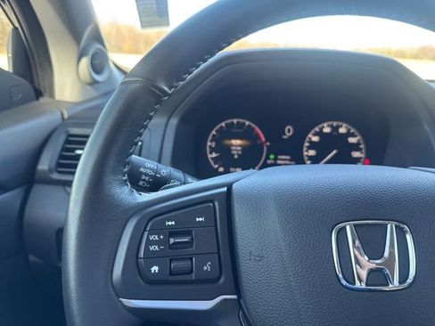 Used 2025 Honda Ridgeline RTL image 13