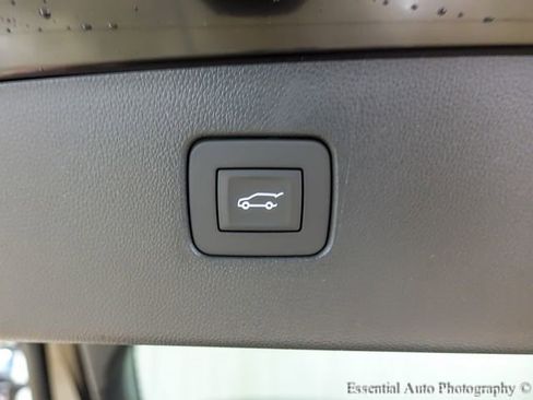 New 2026 Buick Envista Sport Touring FWD image 17