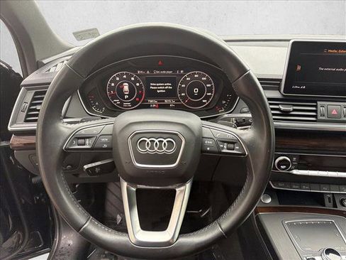 Used 2020 Audi Q5 2.0T Premium Plus w/ Premium Plus Package AWD/4WD image 14