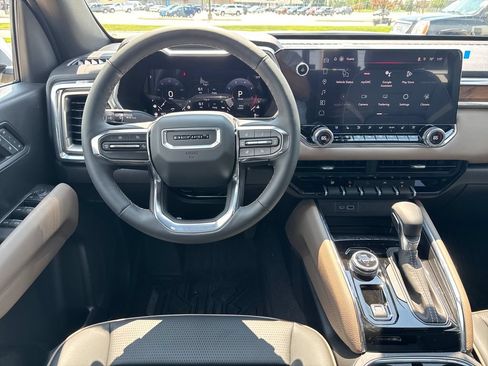 New 2026 GMC Canyon Denali AWD/4WD image 23