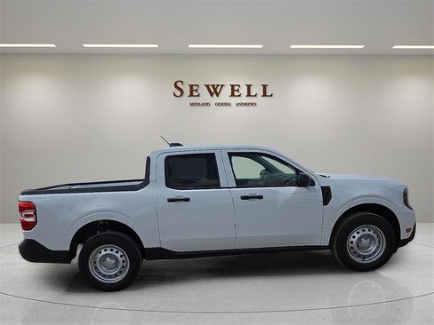 New 2025 Ford Maverick XL w/ Equipment Group 102A image 5