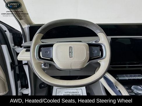 Used 2024 Lincoln Nautilus Premier w/ Equipment Group 102A image 11