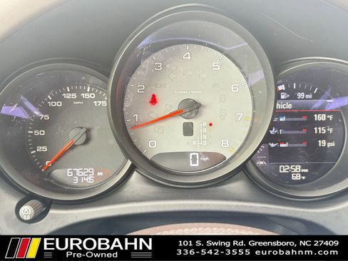 Used 2021 Porsche Macan S AWD/4WD image 23