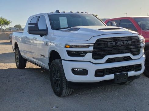 Certified 2026 RAM 2500 Laramie AWD/4WD image 4