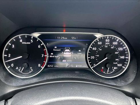 Certified 2025 Nissan Sentra SV w/ Trunk Package image 25