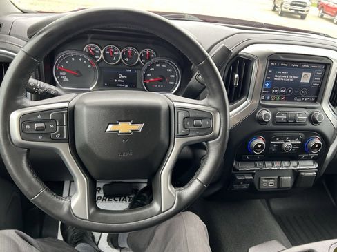 Used 2021 Chevrolet Silverado 1500 LT w/ Convenience Package II image 33