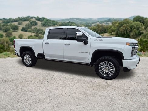 Used 2022 Chevrolet Silverado 2500 High Country w/ Safety Package II AWD/4WD image 13